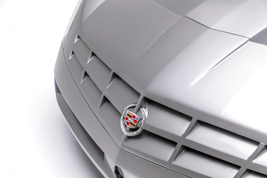 Детали экстерьера Cadillac Cien Concept 2002 года  (фото 32 из 50)